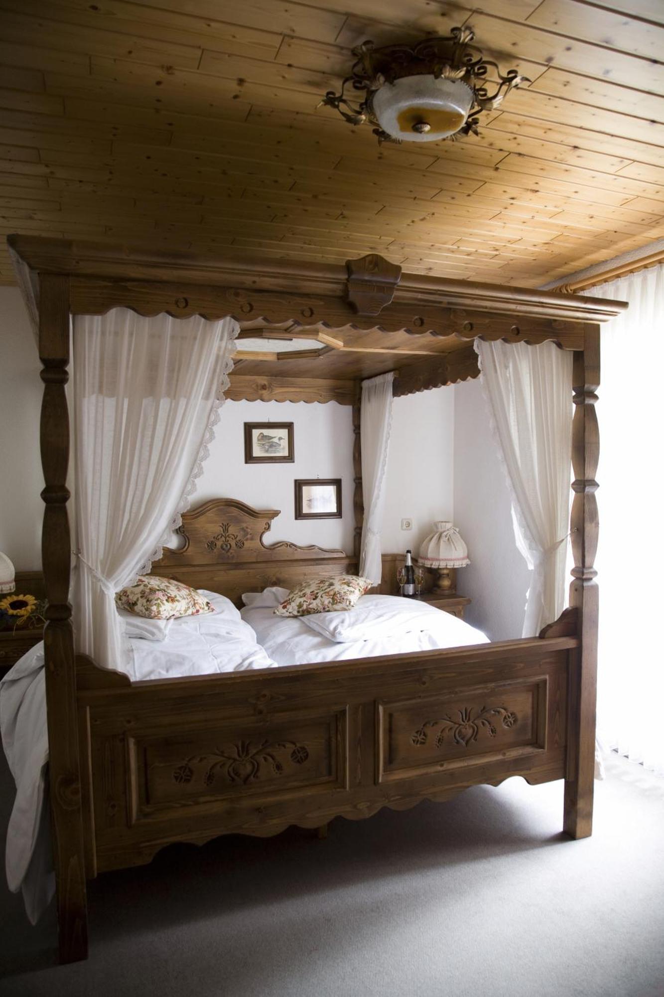 Landhotel Am Wenzelbach Prüm Extérieur photo